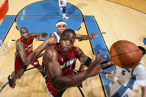 他凭借自己 他凭借自己